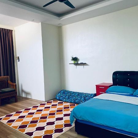 Casa Drezqi Homestay Melaka Private Pool ภายนอก รูปภาพ